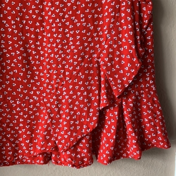 Sim & Sam Red Micro Floral Ruffle Mini Skirt Women's Medium M Flowy Summer EUC - Picture 3 of 7